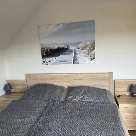 Haus Tanja 아파트 *